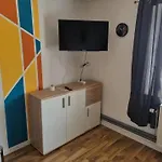 Camping Gaestezimmer Rauw Gemeinschaftbad Und Kueche St. Vith