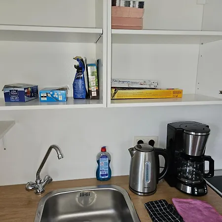 Gaestezimmer Rauw Gemeinschaftbad Und Kueche Kemping