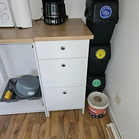 Camping Gaestezimmer Rauw Gemeinschaftbad Und Kueche