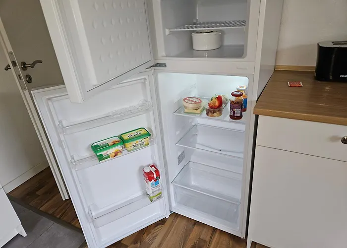 Gaestezimmer Rauw Gemeinschaftbad Und Kueche