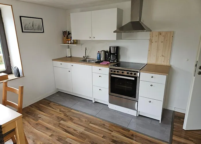 Gaestezimmer Rauw Gemeinschaftbad Und Kueche *